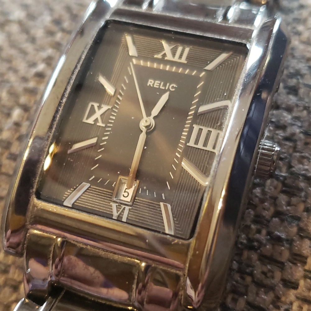 Relic watch - Picture 4 of 8